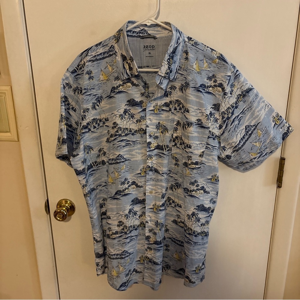 Izod Men's Tropical Print Button Down Shirt